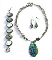 Abalone shell jewelry set (3 pieces)