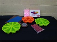 9 times the bid assorted silicone kitchen items