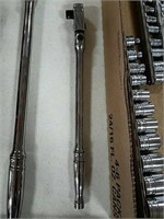 Snap-on 3/8 drive ratchet approx. 11" long