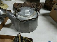 Cast aluminum camping teapot
