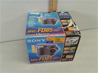 Sony MVC-FD85 digital Mavica still camera,