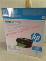 New HP Officejet 5740 wireless printer / fax /
