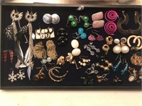 40 PAIRS VINTAGE CLIP ON AND PIERCED EARRINGS