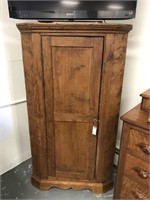 Country corner cabinet