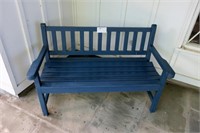 4' wooden bench