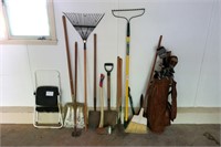 Lot, assorted garden tools, small step ladder and