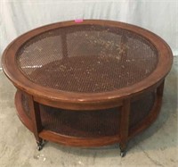 2 Tier Round Cane Coffee Table On Wheels Y6A