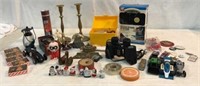 A Large Lot Of Vintage Collectibles Y5C