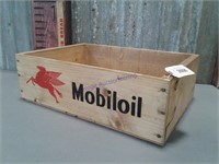 Mobiloil wood box