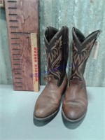 Laredo cowboy boots, Size Men's 9 EW
