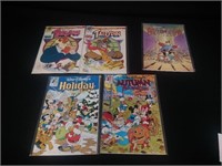 Vintage Walt Disney Comic Lot (5) issues