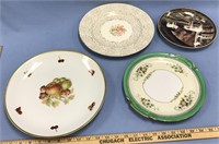 Lot of 4 collectable plates        (j 111)