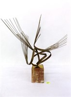 CURTIS JERE WIRE SCULPTURE ON MARBLE BASE