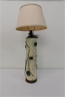 WHTE/BRASS WALLPAPER SPOOL TABLE LAMP