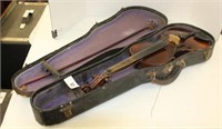 VIOLIN WITH CASE AND BOW