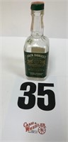 JD 90 proof Green label botte w/ metal lid