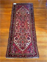 2' 8"x 6' 3" Persian oriental runner, wool