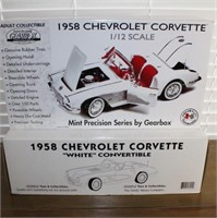 Gearbox 1:12 Scale 1958 White Corvette Convertible