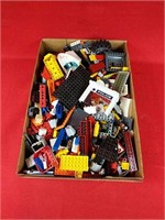 Large Lot of Miscellaneous Legos