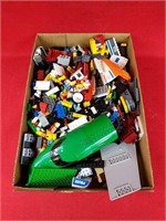 Large Lot of Miscellaneous Legos