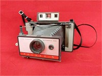 Vintage Polaroid 220 Land Camera