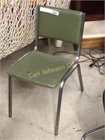 MID CENTURY GREEN CHAIR