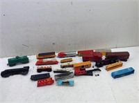 Mixed Scale/Maker Trains  Locomotives & Cars
