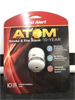 New First Alert P1010 Atom smoke and fire