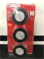 Utilitech LED puck lights 

New condition