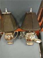Pair of small lamps with lamp shade