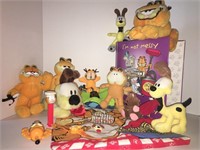 Huge Lot for the Garfield Lover!