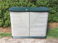 Rubbermaid XL Outdoor Storage Shed