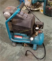 Makita Mac700 Pneumatic Air Compressor 2.6gal