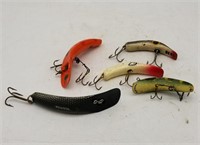 Lot Of 5 Vintage Fishing Lures Kwikfish & More