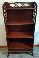 Standing Shelves w/ 4 Shelf & Drawer