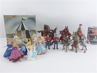18 figurines de chevaliers,princesses et licrones+