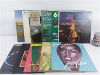 11 vinyles dont Grace Jones et Diana Ross