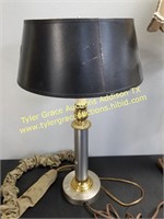 GORGEOUS DECORATIVE TABLE LAMP