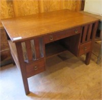 Fine Oak Mission Style Desk