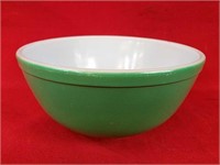 Vintage Green Pyrex 2.5 Qt. Mixing Bowl