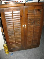 Double door wooden cabinet/bar