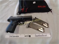 Smith & Wesson .40 Cal. Auto Pistol