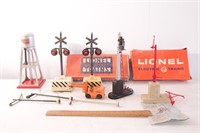 8 pc Lionel Crossing Signal Group