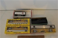 Group of HO Scale Railroad Cars