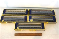 Group of HO Scale Railroad Cars