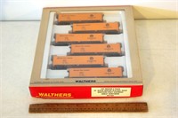 Walthers HO Scale Train Cars