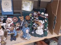 FULL SHELF BOYDS BEARS COLLECTIBLES