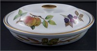 Evesham Vale,Royal Worcester,9.5"  Caserole Dish