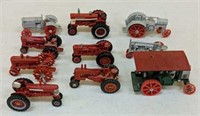 10x 1/64 Farmall Antique Tractors