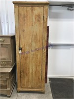 Wood cabinet w/ shelves